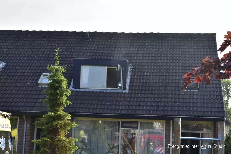 Veel rookschade bij woningbrand in Den Burg