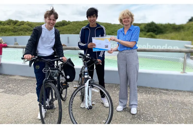 Fietsen voor verstrikte zeehonden