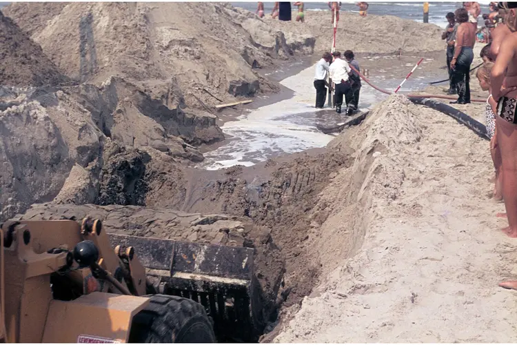 Ecomare bouwt aan reserve-zeewaterleiding