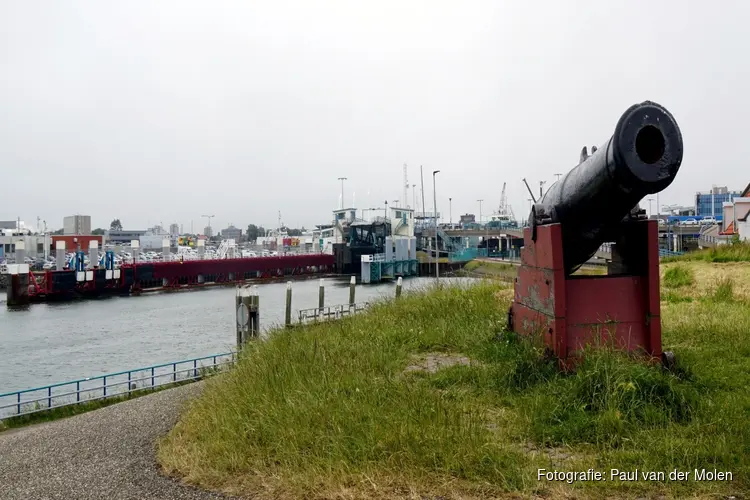 Veerhavens Texel en Den Helder vervangen hijskabels