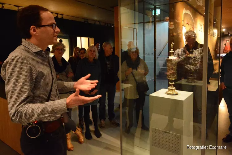 Pronkbeker nog twee weken te zien bij Museum Kaap Skil