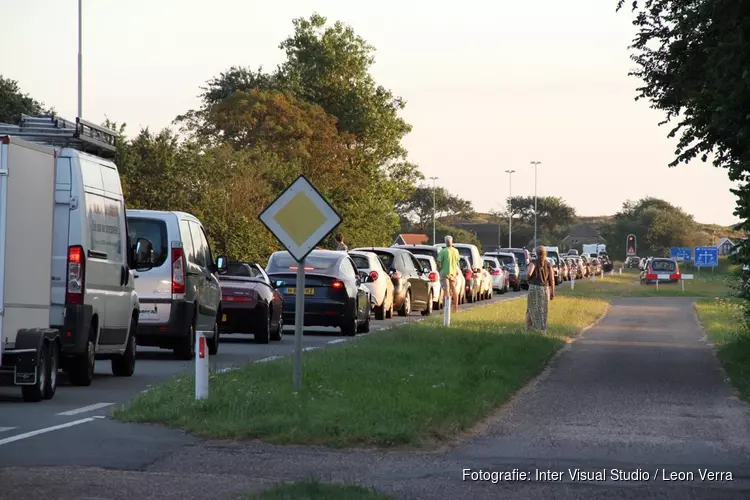 Extreme zomerse drukte vanaf Texel. Extra boot en veel asorijders